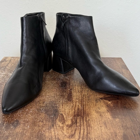 Alex Marie Black Ankle Boots – Sleek
Original Price: 120 → Now Only39! - Picture 8 of 9